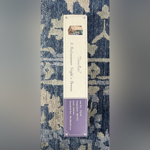 **SOLD** - Picture 4 of 11